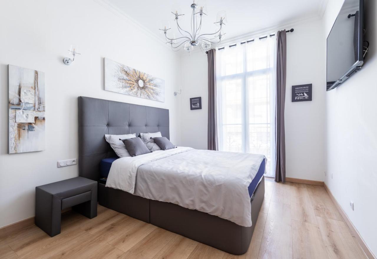 Sunny And Modern Baquis Flat Nice Exterior foto